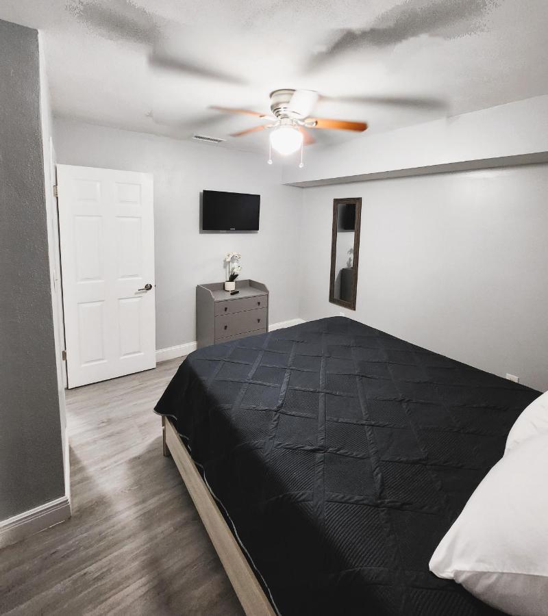 Cozy 3 Bedroom House Near Airport/Raymond Stadium/Downtown. تامبا المظهر الخارجي الصورة
