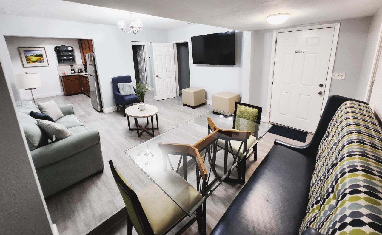 Cozy 3 Bedroom House Near Airport/Raymond Stadium/Downtown. تامبا المظهر الخارجي الصورة
