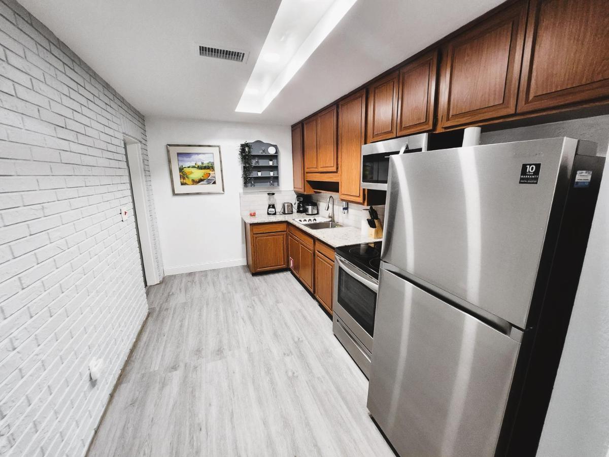 Cozy 3 Bedroom House Near Airport/Raymond Stadium/Downtown. تامبا المظهر الخارجي الصورة
